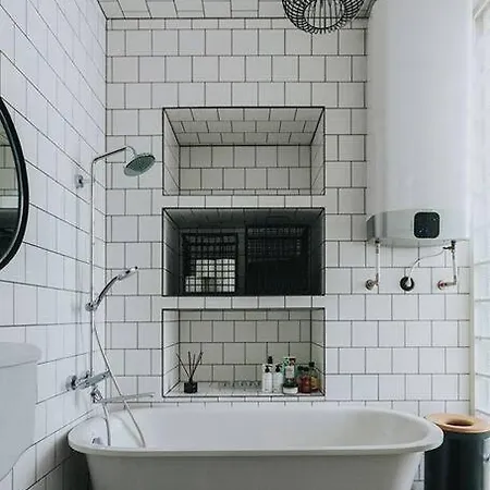 Serene Design Apartment Lägenhet